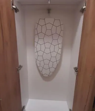 Kostastan - Sa Parkingom Διαμέρισμα Νόβι Σαντ