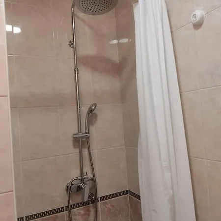 アパート Kostastan - Sa Parkingom *